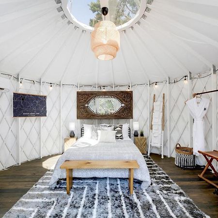Отель Lucky Arrow Retreat Дрипинг-Спрингс Экстерьер фото